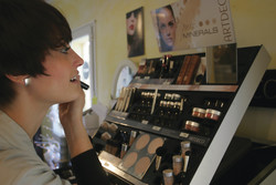 Maquillage avec un Essai et Colorim�trie - Relooking - NYMPH�A BEAUT�