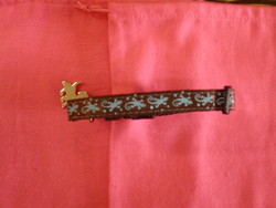 Collier nylon