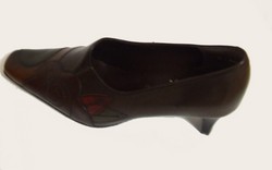 Escarpins brun avec motifs color�s