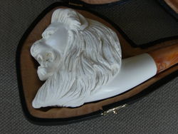 PIPE EN ECUME DE MER : LE LION