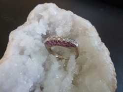 Ligne de Diamants et Saphir rose sur or blanc - Bague or Saphir couleur en Vente - Bijouterie LECANU