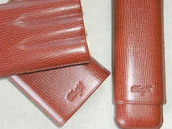 ETUI A CIGARES DAVIDOFF DOUBLE CORONA CUIR BRUN - ARTICLES FUMEURS CIGARES - LE SULTAN