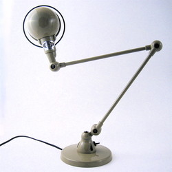 LUM-lampe-bureau-jielde-signal-SI333-kaki.JPG