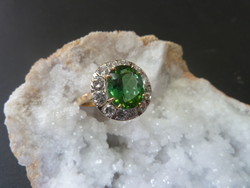 Tourmaline verte entourage diamants sur or bicolore - Bague or et Tourmaline en Vente - Bijouterie LECANU