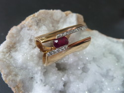Rubis Birman et ligne de diamants - Bague or et Rubis en Vente - Bijouterie LECANU