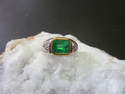 Emeraude de Colombie et 6 diamants or bicolore
