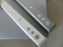COUTEAU DE TABLE ESPRIT HIVER BLANC ou ARGENT