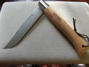 COUTEAU FERMANT OPINEL GEANT N�13 et OPINEL N� 12 � 2