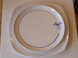ass car�e et ronde fleurette et initial 