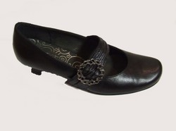 Escarpins noirs � boucle
