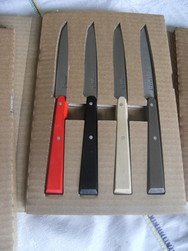 COFFRET 4 COUTEAUX OPINEL ESPRIT LOFT