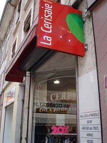 LA CERISAIE