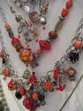 Le rayon "bijoux de createurs" de la boutique Rose Pale