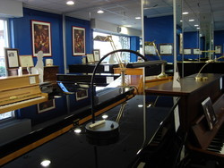 LAMPE PIANO