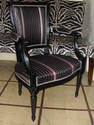 Cabriolet Louis XVI laqu� noir et lamelles de cuir - Fauteuils et chaises relook�s ( sur commande) pi�ces unique - Paco Tourt�, artisan tapissier d�corateur