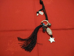 Collier avec pendantif en argent