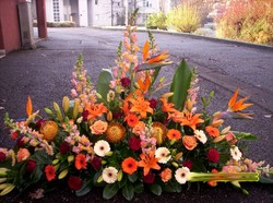 Fleurs D�c�s - Devant de cercueil - S�pulture - ISABELLE FLEURS