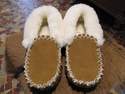 Nos chaussons cuir peau d'agneau taille basse mocassins -  Articles en Peau de mouton : chaussons et semelle - La Petite Boutique