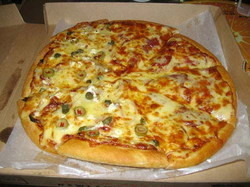 NOS PIZZAS MAISON - Home made pizza - Liste des pizzas maison Pizzeria Chez Luigi - Alpe d'huez - CHEZ LUIGI