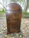 meuble avec vitre