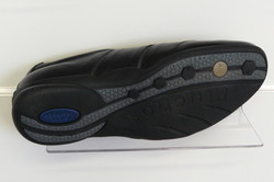 chaussures 070.jpg