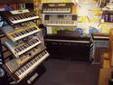 CLAVIERS/PIANOS