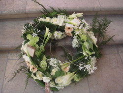 Couronne, � partir de 200 �