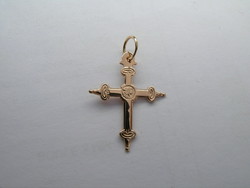 CROIX TRADITIONNELLE DE SAVOIE OU JEANNETTE OR 18K - BIJOUTERIE DELAVEST          