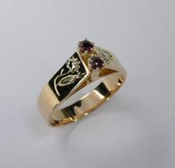 BAGUE TRADITIONNELLE DE SAVOIE AVEC RUBIS OR ROSE 750/000 - BIJOUTERIE DELAVEST          