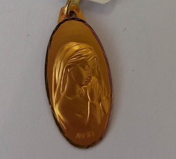 MEDAILLE VIERGE  OVALE ALLONGEE OR JAUNE 18K - BIJOUTERIE DELAVEST          