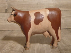 VACHE EN HETRE SCULPTE - DE JADIS A DEMAIN