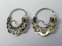CREOLES TRADITIONNELLES DE SAVOIE FESTONNEES OR BLANC  18K  - BIJOUTERIE DELAVEST          