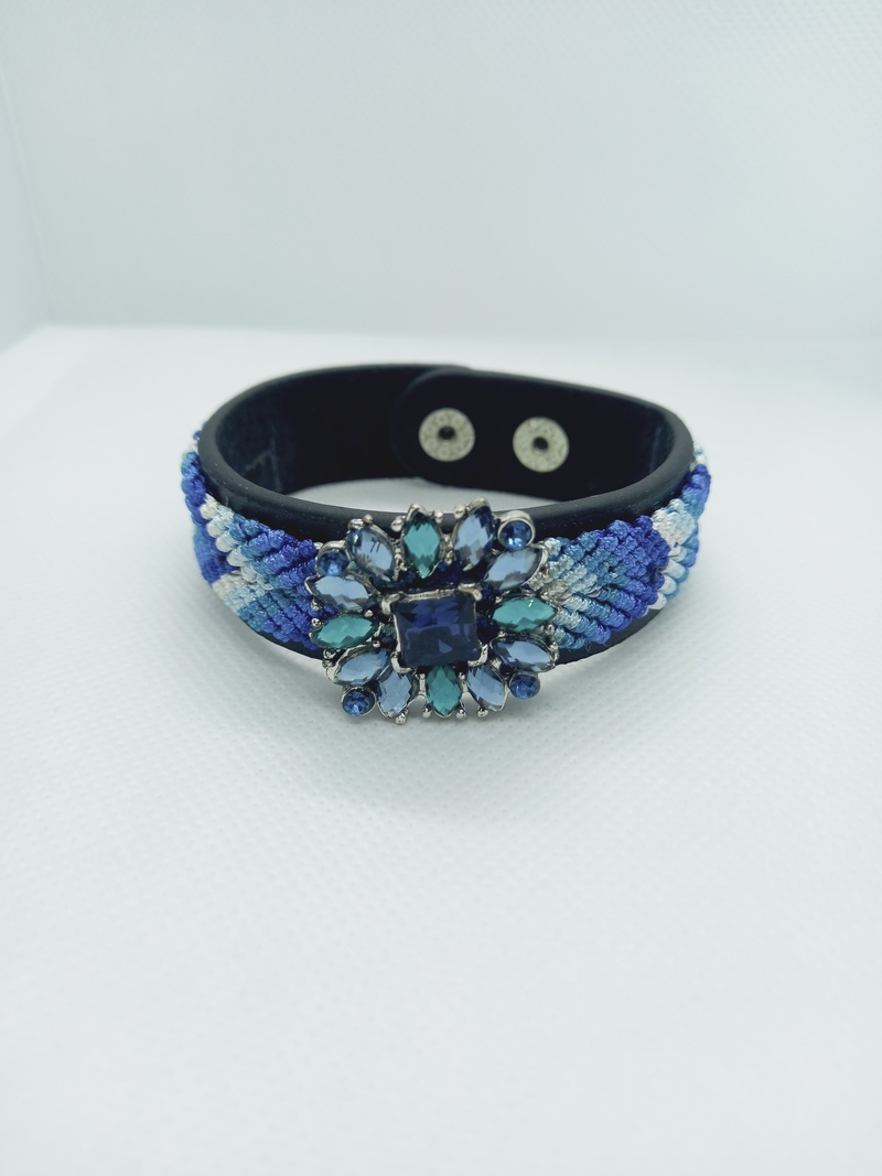 Bracelet manchette bleu - Bracelets 5¤ - Djane-B - Voir en grand