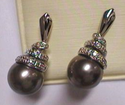  PERLES DE TAHITI ET OR BLANC 18 CARATS - BIJOUTERIE DELAVEST          