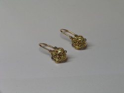 BOUCLES DORMEUSES TRADITIONNELLES DE SAVOIE FLEURS 750/000 - BIJOUTERIE DELAVEST          