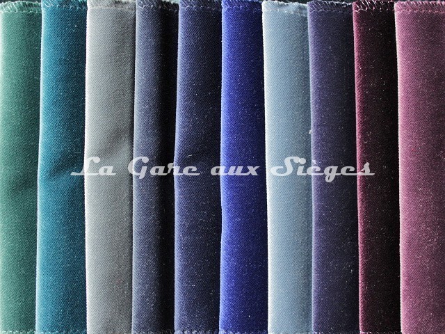 Tissu Carlucci - Velours Allure Velvet - réf: CA1357 - Palette de couleurs n° 2 - Voir en grand