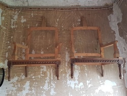 Paire de carcasses de fauteuils anglais - La Gare aux Sièges