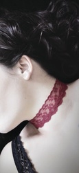 collier dentelle rouge vampire - MovidreamStudio