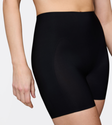 Triumph Illusion Curve Short Short sculptant noir - Un Temps Pour Elle - Lingerie