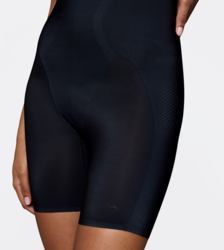 Triumph Illusion Curve shorty sculptant noir - Un Temps Pour Elle - Lingerie