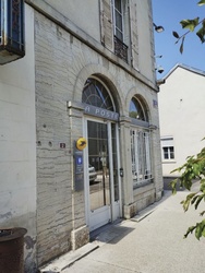 LA POSTE - UNION DES COMMERCANTS, INDUSTRIELS et ARTISANS de POUILLY-EN-AUXOIS et SES ALENTOURS