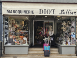 MAROQUINERIE DIOT SELLIER - BEAUNE en action