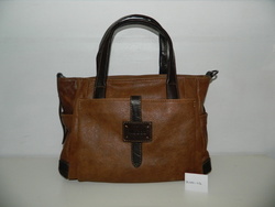 LIGNE LISA M110-02 SAC TRAVERS/MAINS CUIR MOCCA - Maroquinerie Diot Sellier