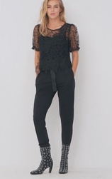 TOP DTAILS FLEURS BRODES NU DENMARK  - ANN'MODE 
