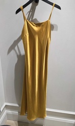 ROBE EN SATIN JAUNE VAN DOS - ANN'MODE 