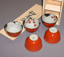 Set de 5 tasses à thé en porcelaine d'Arita - Comptoir du Japon