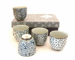 Set de 5 tasses à thé, porcelaine d'Arita - Comptoir du Japon