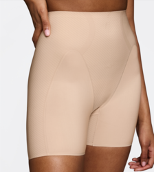 Triumph Illusion Curve Short Short sculptant chair - Un Temps Pour Elle - Lingerie