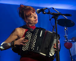 Vendredi 9 Mai 2025 - Apro-concert NINI POULAIN - Caf concert Le St Valentin