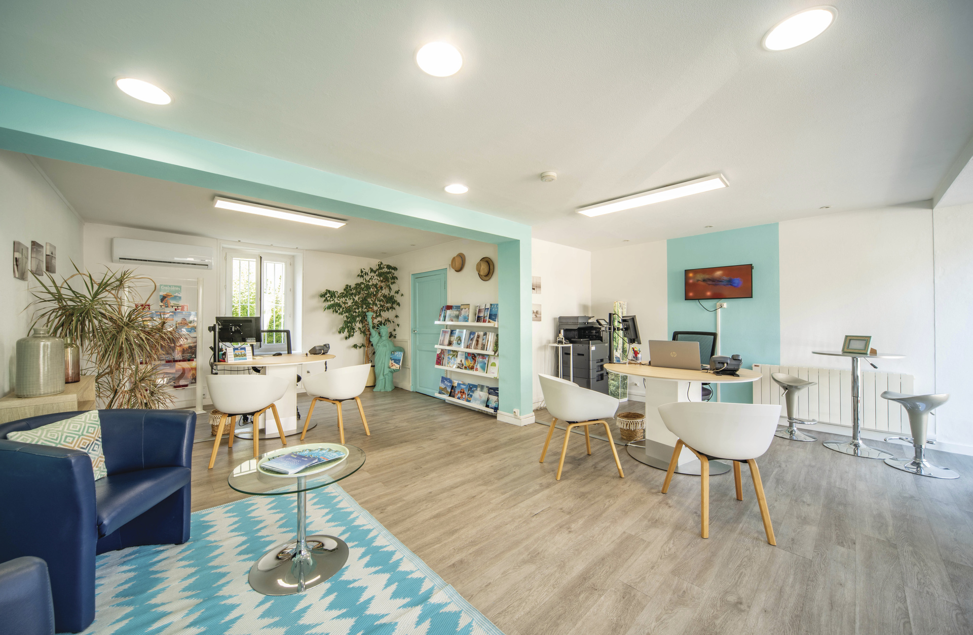 Boutique SELECTOUR VOYAGES GIRARDOT - - Bourgogne